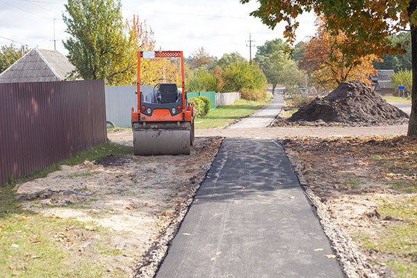 Pose d'enrobé et macadam dans les Hauts-de-France